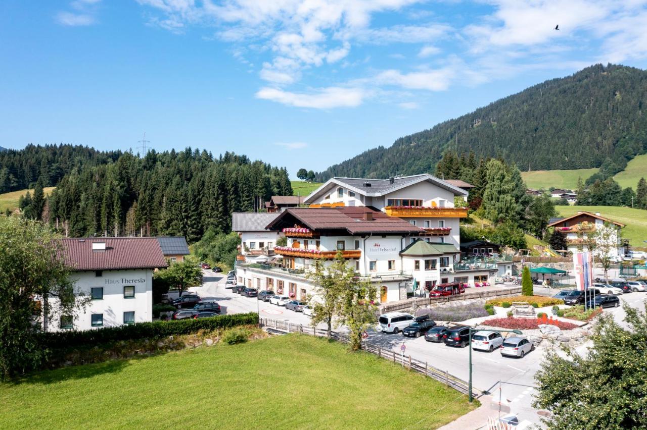 Familienhotel Felsenhof Flachau Exterior foto